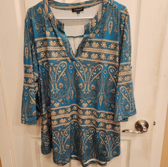 Women's 3/4 length sleeve top - Picture 4 of 5